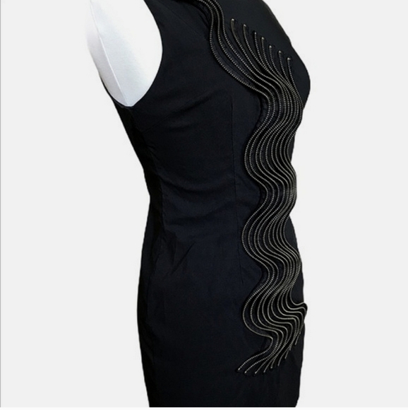 Ark & Co. 3D Dress - Picture 4 of 8